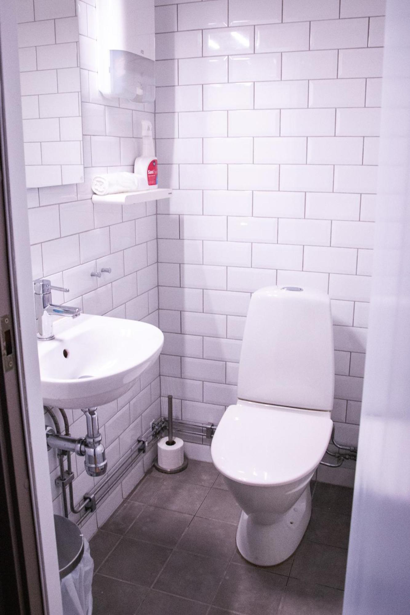 Adelsgatan Bed & Breakfast Visby Ngoại thất bức ảnh